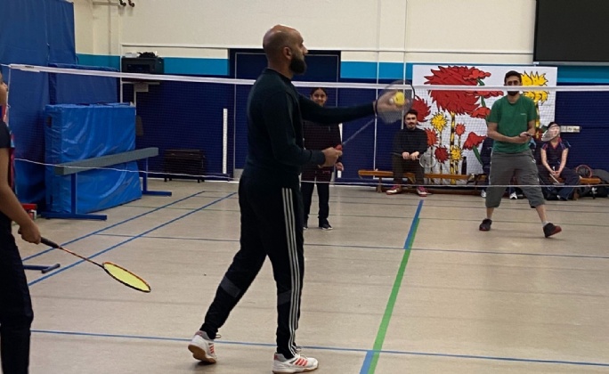 Latest News » Leicester High School for Girls Hosts Parent-Daughter Badminton Event